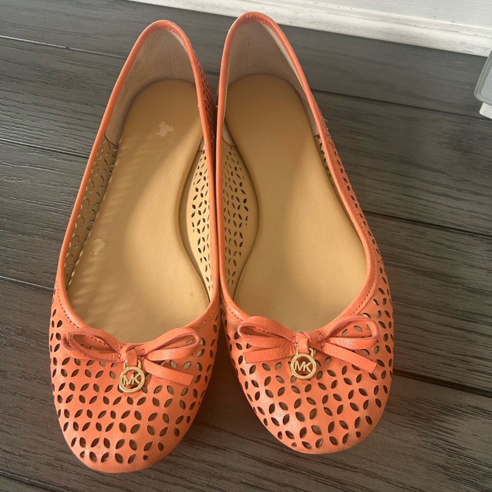 Michael Kors Women's Coral Cutout Flats
